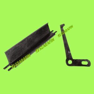 Angled blade for the Pyra II combine harvester